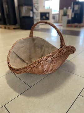 Kosz wiklinowy na drewno