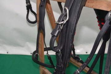 ОДИНАРНАЯ ШПОКА ПОНИ, ПРОФИЛИРОВАННАЯ ГРУДКА