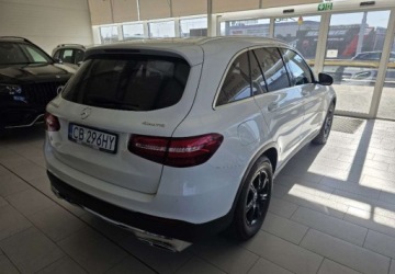 Mercedes GLC C253 SUV 2.1 220 d 170KM 2018 Mercedes-Benz GLC Salon Polska , aktywny radar, oryginalny lakier 2.1 170KM, zdjęcie 3