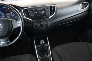 Suzuki Baleno III 1.2 DualJet 90KM 2017 Suzuki Baleno 1.2 DualJet, Salon Polska, zdjęcie 7