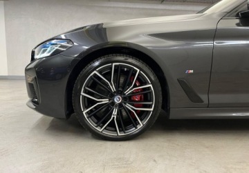 BMW Seria 5 G30-G31 Touring Facelifting 3.0 530d 286KM 2022 BMW Seria 5 530d xDrive, PAKIET SPORTOWY M PRO, Faktura, Bezwypadkowy 3.0, zdjęcie 13