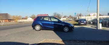 Hyundai i30 I Hatchback 1.4 109KM 2010 Hyundai i30 1.4 benz ,bezwypadek ,klimatyzacja,zadbany 1.4 Benzyna 109KM, zdjęcie 6