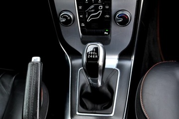 Volvo 2015 Volvo V40 Ocean Race Ledy Panorama Dach Digital, zdjęcie 29