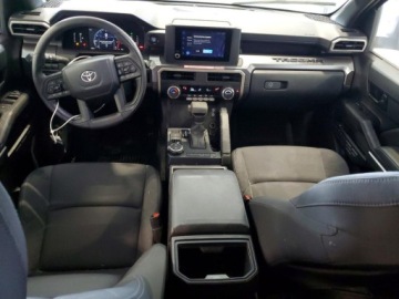 Toyota Tacoma II 2025 Toyota Tacoma SR5 2025 2.4 Benzyna 228KM, zdjęcie 8