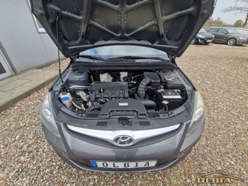 Hyundai i30 I CW Facelifting 1.4 DOHC 109KM 2010 Hyundai i30 Hak Usb iPOD Aux Mp3 1.4 Benzyna 109KM, zdjęcie 21