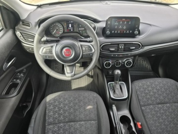 Fiat Tipo II Station Wagon Facelifting 1.5 Hybrid 130KM 2022 Fiat Tipo CROSS 1.5 HYBRID Automat DCT Salon Polska, Możliwa zamiana, zdjęcie 9