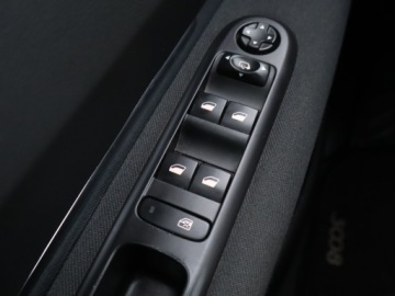 Peugeot 3008 I Crossover Facelifting 1.2 PureTech 130KM 2015 Peugeot 3008 1.2 PureTech, Klima, Klimatronic, zdjęcie 14