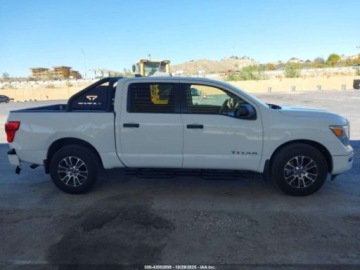Nissan Titan 2023 Nissan Titan Sv 2023 5.6l 5.6 Benzyna 400KM, zdjęcie 6