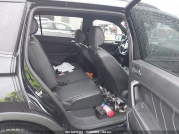 Volkswagen Tiguan II 2023 Volkswagen Tiguan SE R-Line 2023 2.0l 2.0 Benzyna 184KM, zdjęcie 11