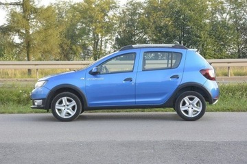Dacia Sandero II Hatchback 5d TCe  90KM 2014 Dacia Sandero Stepway po serwisie nawigacja, zdjęcie 3
