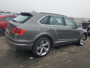 Bentley Bentayga 2018 Bentley Bentayga 2018 6.0l 6.0 Benzyna 600KM, zdjęcie 3