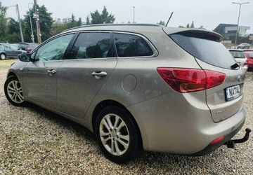 Kia Ceed II 2013 Kia Ceed Kamera Navi 1,6 Super stan 1.6 Benzyna 131KM, zdjęcie 3