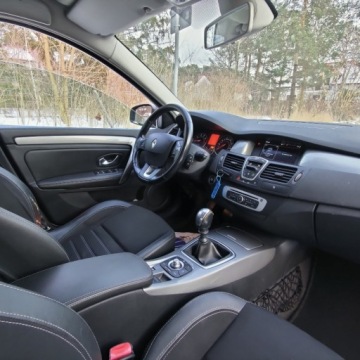 Renault Laguna III Hatchback Phase II 2.0 16v E85 eco2 140KM 2014 Renault Laguna Renault Laguna Lift 2.0b Jeden Wlasciciel LED 2.0 140KM, zdjęcie 22