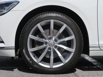 Volkswagen Passat B8 Variant 1.8 TSI BlueMotion Technology 180KM 2016 VW Passat 1.8 TSI, Salon Polska, Serwis ASO, zdjęcie 14