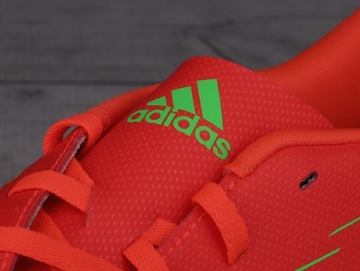 Бутсы Adidas Predator Edge.4 Solred GW0991