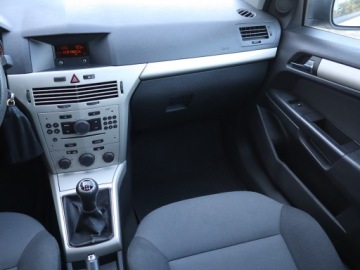 Opel Astra H Kombi 1.7 CDTI ECOTEC 100KM 2008 Opel Astra 1.7 CDTI, Salon Polska, Klima,ALU, zdjęcie 7