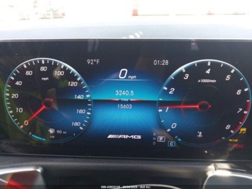 Mercedes GLB 2023 Mercedes-Benz GLB 35 AMG 4Matic 2023 2.0l 2.0 Benzyna 302KM, zdjęcie 10