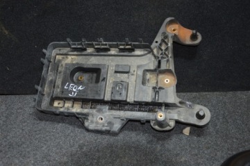 Seat Leon II Podstawa akumulatora