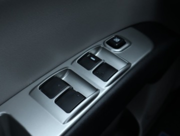 Mitsubishi L200 IV 2011 Mitsubishi L200 2.5 DI-D, Salon Polska, zdjęcie 16