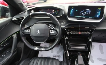 Peugeot 2008 II e-SUV Elektryczny 50kWh 136KM 2021 Peugeot 2008 GT Pack Full Jak Nowy Od RiA Elektryczny 136KM, zdjęcie 17