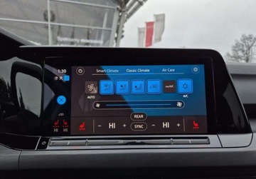 Volkswagen Golf VIII Variant 2.0 TDI 150KM 2022 Volkswagen Golf Style 2.0TDI 150KM DSG Masaz Alkantara Navi ACC Ambient Al, zdjęcie 23