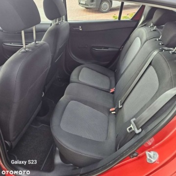 Hyundai i20 I Hatchback 5d Facelifting 1.2 DOHC 85KM 2012 Hyundai i20 Hyundai i20 1.2 Trend 1.2 Benzyna 86KM, zdjęcie 17