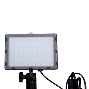 Lampa LED SQ30W 5700K na statywie filtry kolorowe