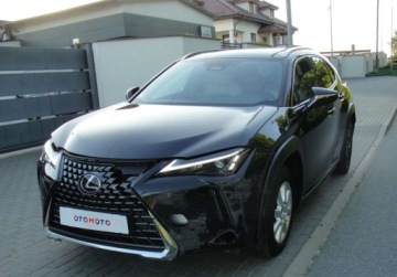 Lexus UX Crossover Facelifting 2.0 300h 199KM 2024 Lexus UX Jasne wnetrze 27 tys.km. 2.0 Hybryda 200KM