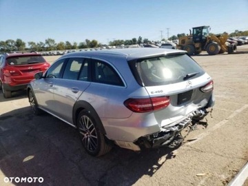 Mercedes Klasa E W213 All-terrain Facelifting 3.0 E450 367KM 2022 Mercedes-Benz Klasa E Mercedes-Benz Klasa E 45..., zdjęcie 3