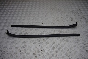 LISTWA SZYBY CZOŁOWEJ LEWA MERCEDES GLE W166