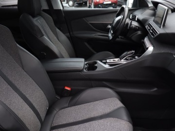 Peugeot 3008 II Crossover 1.2 PureTech 130KM 2018 Peugeot 3008 1.2 PureTech, Salon Polska, Automat, zdjęcie 8