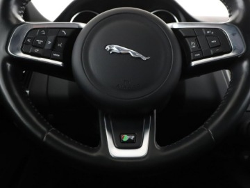 Jaguar E-Pace SUV 2.0 i4D 180KM 2019 Jaguar E-Pace 4x4 automat panorama full LED klima, zdjęcie 20