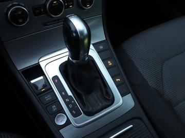 Volkswagen Passat B7 Limousine 2.0 TDI CR DPF BlueMotion 140KM 2014 VW Passat 2.0 TDI, Salon Polska, Serwis ASO, zdjęcie 15