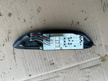 LEVÝ PŘEDNÍ PANEL PŘEPÍNAČ SKEL TOYOTA YARIS 1995-2005
