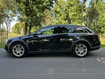 Opel Insignia I Country Tourer 2.0 CDTI Ecotec 163KM 2014 Opel Insignia Country Tourer 2.0 CDTI 163KM Navi, zdjęcie 2