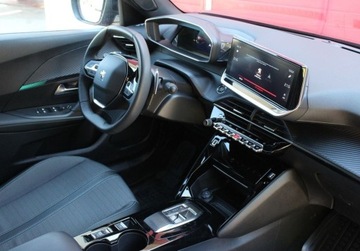 Peugeot 2008 II SUV 1.2 PureTech 130KM 2023 Peugeot 2008 Allure Pack EAT8 Fv23 Od RiA 1.2 Benzyna 130KM, zdjęcie 12