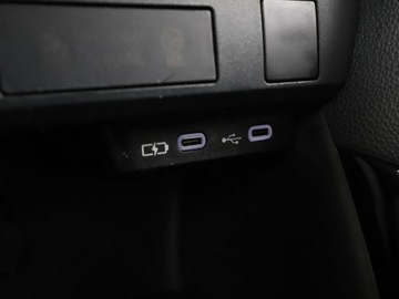 Toyota Yaris IV Hatchback 1.5 Hybrid Dynamic Force 116KM 2024 Toyota Yaris GRATIS! Pakiet Serwisowy o wartości, zdjęcie 25