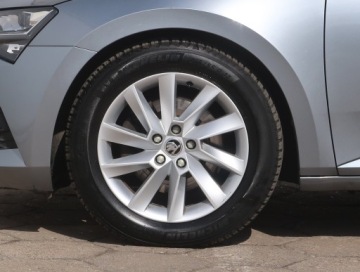 Skoda Superb III Kombi Facelifting 2.0 TSI 190KM 2020 Skoda Superb 2.0 TSI, Salon Polska, Serwis ASO, zdjęcie 14