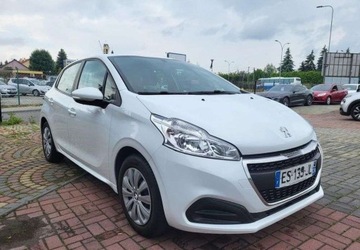 Peugeot 208 I Hatchback 5d Facelifting 1.6 BlueHDi 100KM 2017 Peugeot 208 Peugeot 208 Blue-HDi Skóra Navi 2017