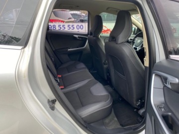 Volvo XC60 I SUV 2.0 D3 163KM 2010 Volvo XC 60 LEDY AUTOMAT NAWIGACJA TEMPOMAT PARKTRONIC163 KONIE ZAREJESTRO, zdjęcie 6