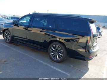 Cadillac Escalade III 2023 Cadillac Escalade ESV Sport 2023 6.2l 6.2 Benzyna 420KM, zdjęcie 3
