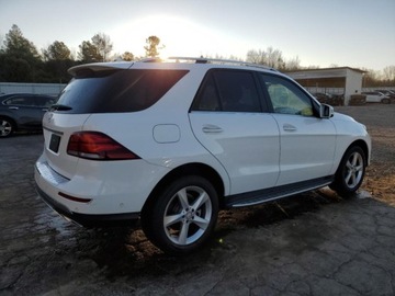 Mercedes GLE W166/C292 2016 Mercedes-Benz GLE MERCEDES-BENZ GLE 350 2016 3.0 Benzyna 258KM, zdjęcie 2