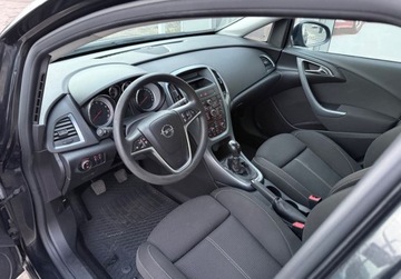 Opel Astra J Sports Tourer Facelifting 1.6 Twinport ECOTEC 115KM 2013 Opel Astra 1 wlasciciel, auto bezwypadkowy, NISKI POTWIERDZONY PRZEBIEG, zdjęcie 20