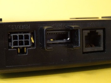 MODUL ŘÍZENÍ VW PASSAT B5 S30880-S4001-A300-4 / S30880S4001A3004 NR1863