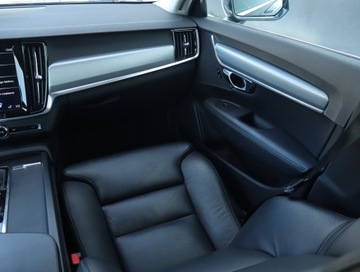 Volvo V90 II Kombi 2.0 D3 150KM 2018 Volvo V90 D3, Skóra, Navi, Klima, Klimatronic, zdjęcie 7