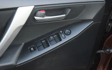 Mazda 3 II Hatchback Facelifting 1.6 MZR 105KM 2012 Mazda 3 1.6B 114 TYS KM Navi Brazowy Metalik 2 KPL KOL Sprowadzony, zdjęcie 23