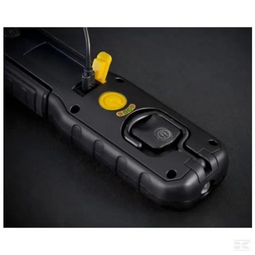 EM1175640 Светодиодный фонарь HL 700A