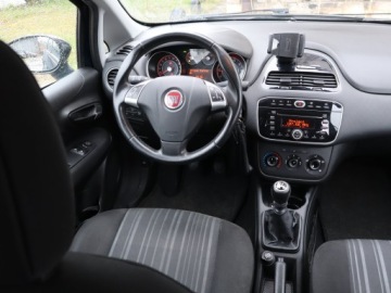 Fiat Punto Grande Punto Hatchback 5d 1.2 Start&amp;Stop 69KM 2011 Fiat Punto Evo 1.2 16V, Klima, zdjęcie 6