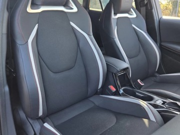 Toyota Corolla XII Hatchback Facelifting 1.8 Hybrid 140KM 2025 GR Sport 1.8 Hybrid 140KM | Podgrzewane fotele!, zdjęcie 10
