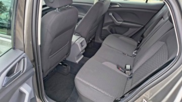 Volkswagen T-Cross SUV 1.0 TSI 115KM 2019 Volkswagen T-Cross 1.0TSI 115KM SalonPL ASO Iwl Le, zdjęcie 9